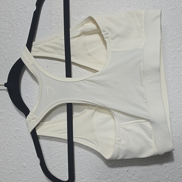 Gymshark Women's White and Cream Bra - Picture 3 of 3